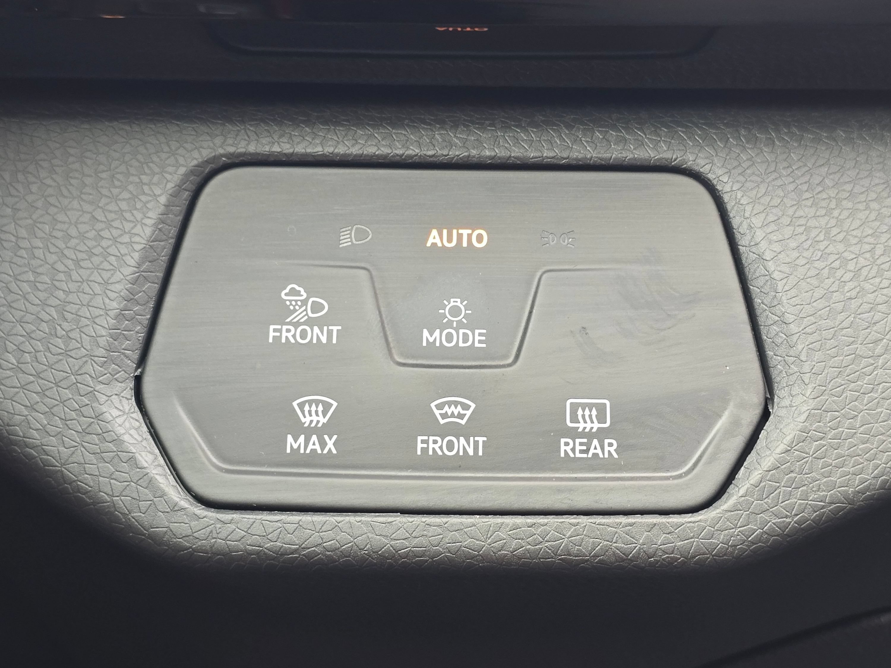 Used 2023 Volkswagen ID.4 Pro S Plus AWD/4WD image 38