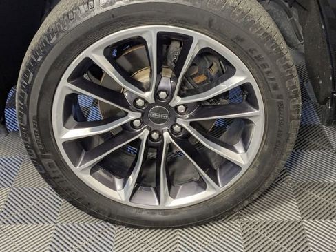 Used 2022 Jeep Wagoneer Series III w/ Premium Group I image 8