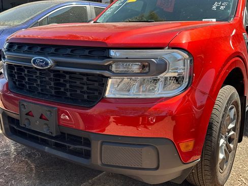 Used 2024 Ford Maverick XLT FWD image 3