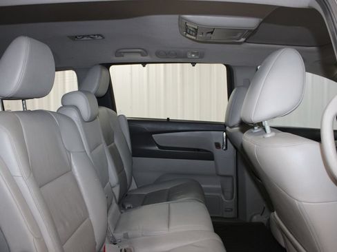Used 2014 Honda Odyssey Touring image 21