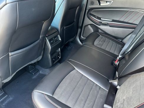 Certified 2024 Ford Edge ST-Line image 13