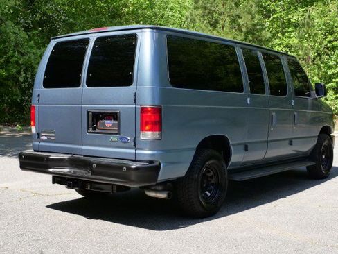 Used 2013 Ford E-350 and Econoline 350 XL w/ PWR Windows & Locks Group image 18