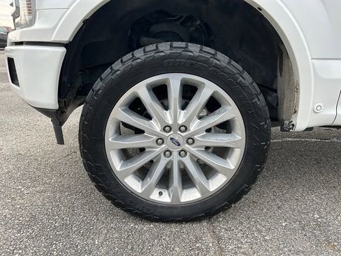 Used 2020 Ford F150 Limited w/ Trailer Tow Package AWD/4WD image 10