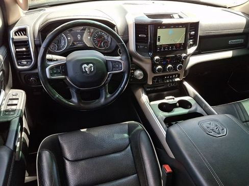 Used 2019 RAM 1500 Laramie AWD/4WD image 2