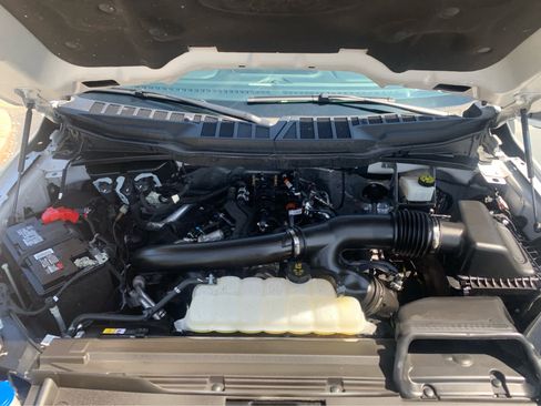 Used 2024 Ford F150 Lariat AWD/4WD image 8