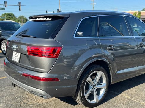Used 2019 Audi Q7 3.0T Prestige AWD/4WD image 9