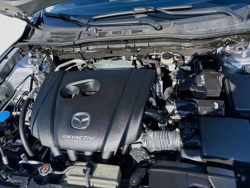 Used 2016 MAZDA MAZDA3 i Sport w/ Preferred Equipment Package image 24