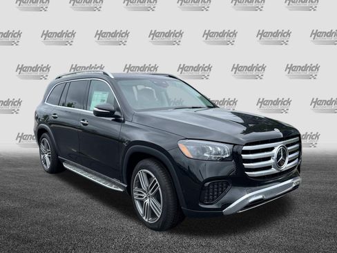 New 2026 Mercedes-Benz GLS 450 4MATIC image 2