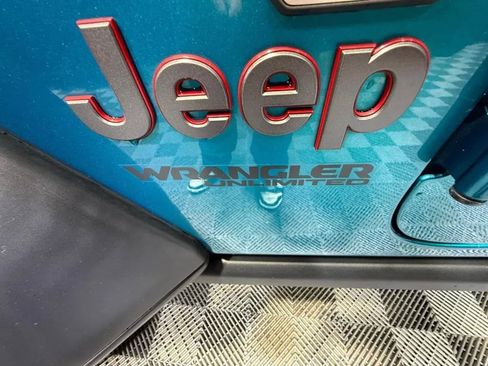 Used 2019 Jeep Wrangler Unlimited Rubicon AWD/4WD image 24