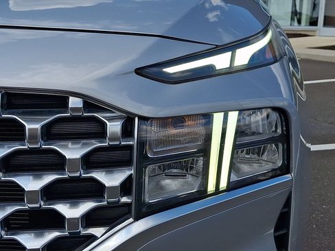 Certified 2023 Hyundai Santa Fe SEL w/ Premium Package AWD/4WD image 9