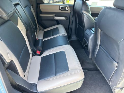 Certified 2022 Ford Bronco Wildtrak AWD/4WD image 18
