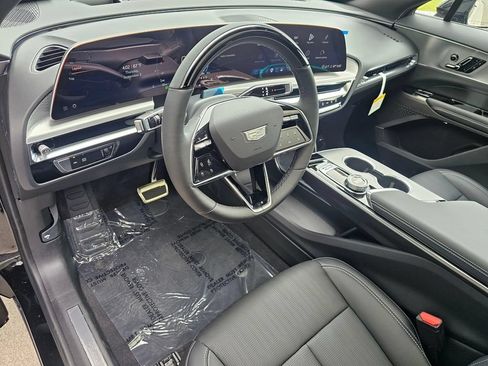 New 2027 Cadillac Lyriq Sport AWD/4WD image 19