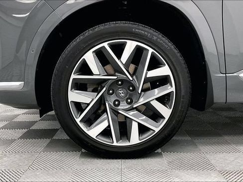 Used 2023 Hyundai Santa Fe Calligraphy AWD/4WD image 10