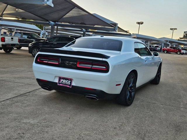 Used 2022 Dodge Challenger R/T w/ Blacktop Package RWD image 5