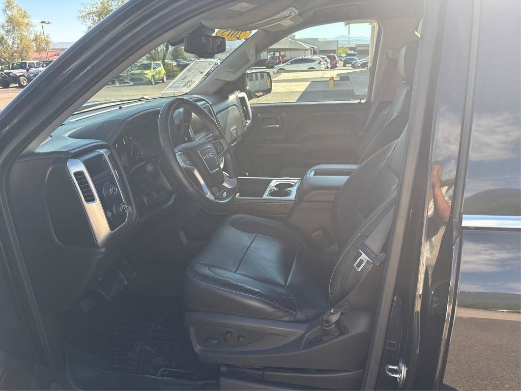 Used 2015 GMC Sierra 1500 SLT w/ SLT Crew Cab Value Package AWD/4WD image 9