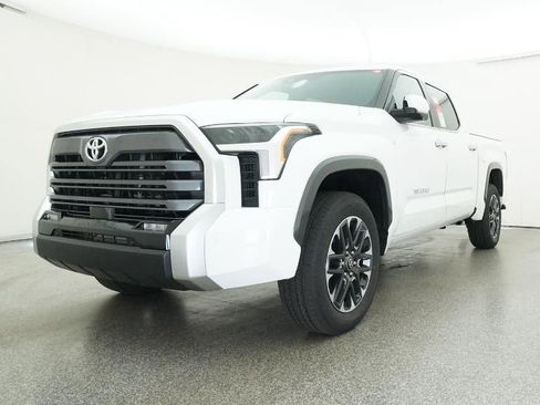 New 2026 Toyota Tundra Limited image 32