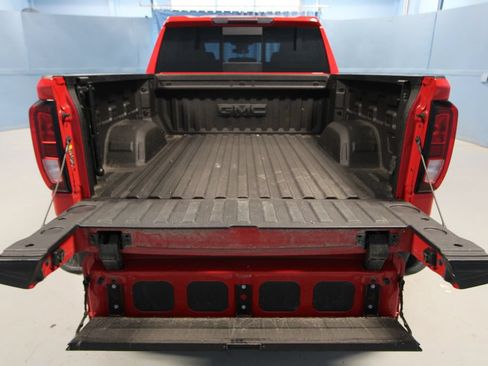 Used 2022 GMC Sierra 1500 SLE w/ Preferred Package AWD/4WD image 36