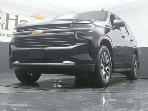 Used 2021 Chevrolet Tahoe LT w/ LT Signature Package AWD/4WD image 4