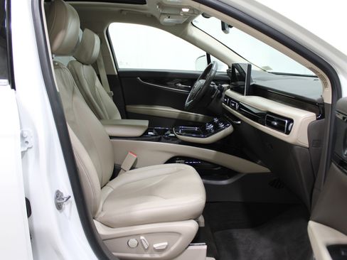 Used 2023 Lincoln Nautilus Reserve w/ Equipment Group 201A image 29