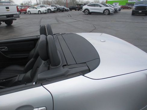 Used 2004 Mercedes-Benz SLK 230 image 14