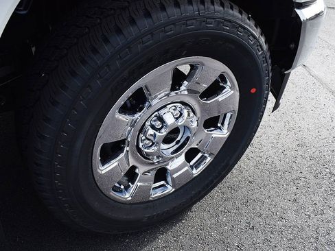 New 2026 Ford F250 Lariat w/ Chrome Package image 11