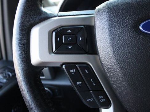 Used 2019 Ford F150 Lariat w/ Equipment Group 502A Luxury image 10