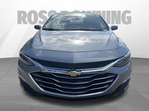 Used 2024 Chevrolet Malibu LT FWD image 2