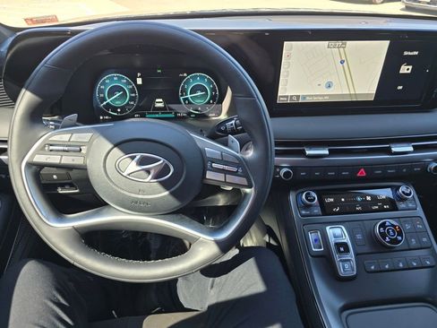 Used 2025 Hyundai Palisade Calligraphy image 8