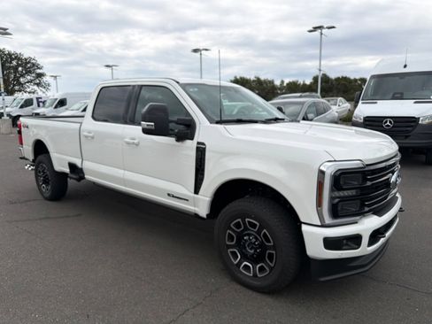 Used 2025 Ford F350 Platinum AWD/4WD image 1