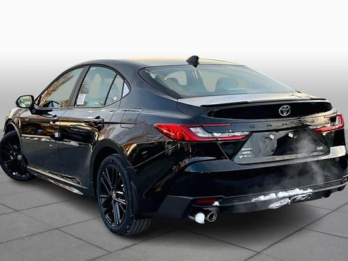 New 2026 Toyota Camry SE image 11
