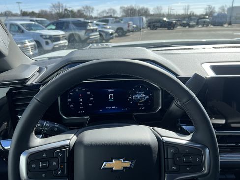 New 2026 Chevrolet Silverado 3500 LT image 6