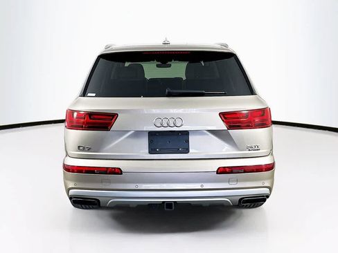 Used 2017 Audi Q7 3.0T Prestige AWD/4WD image 5