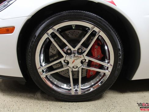 Used 2007 Chevrolet Corvette Z06 w/ Preferred Equipment Group RWD image 27