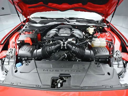 Used 2025 Ford Mustang GT Premium RWD image 45