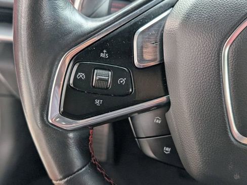 Used 2021 Chevrolet Corvette Stingray w/ Z51 Performance Package image 27