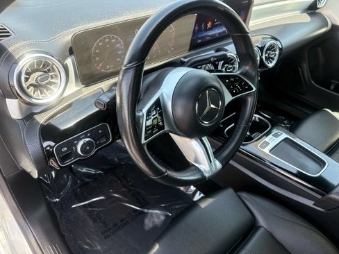 Used 2025 Mercedes-Benz CLA 250 4MATIC image 12