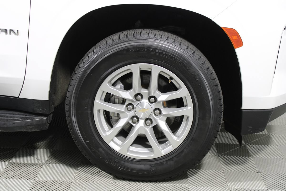 Used 2023 Chevrolet Suburban LT AWD/4WD image 42