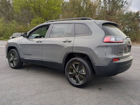 New 2023 Jeep Cherokee Altitude Lux image 6