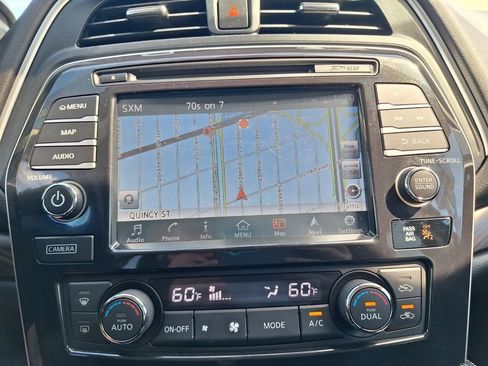 Used 2016 Nissan Maxima Platinum image 23