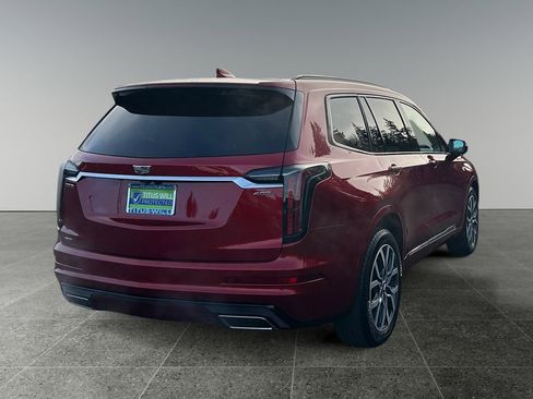 Used 2024 Cadillac XT6 Sport w/ Technology Package AWD/4WD image 7