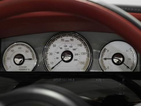 Used 2018 Rolls-Royce Dawn Base image 19