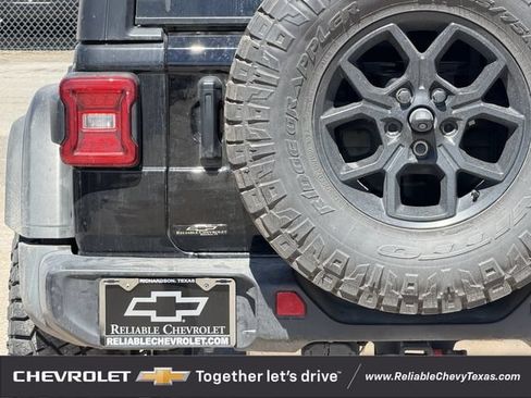 Used 2024 Jeep Wrangler Sport AWD/4WD image 7