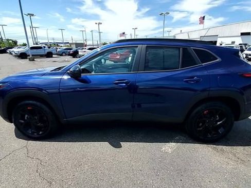 Certified 2024 Chevrolet Trax LT w/ Driver Confidence Package FWD image 5