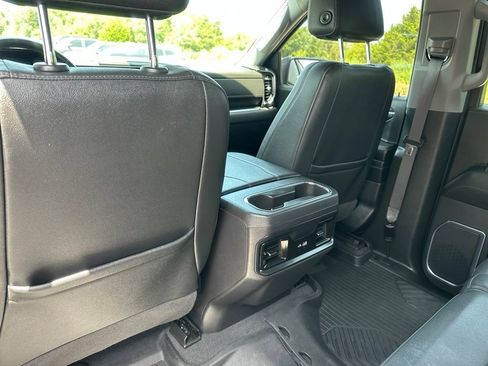 Used 2024 Chevrolet Silverado 1500 LT Trail Boss w/ Convenience Package II AWD/4WD image 27
