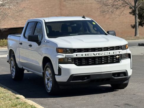 Used 2022 Chevrolet Silverado 1500 Custom AWD/4WD image 3