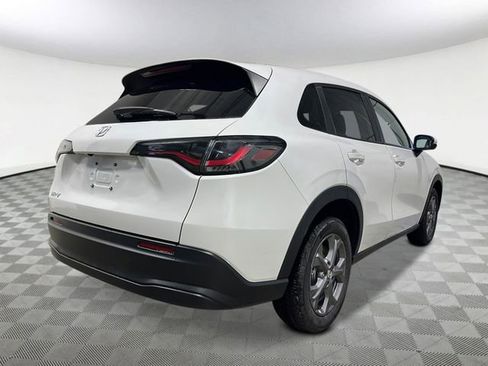 New 2027 Honda HR-V LX image 5