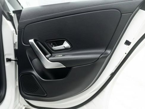 Used 2025 Mercedes-Benz CLA 250 image 29