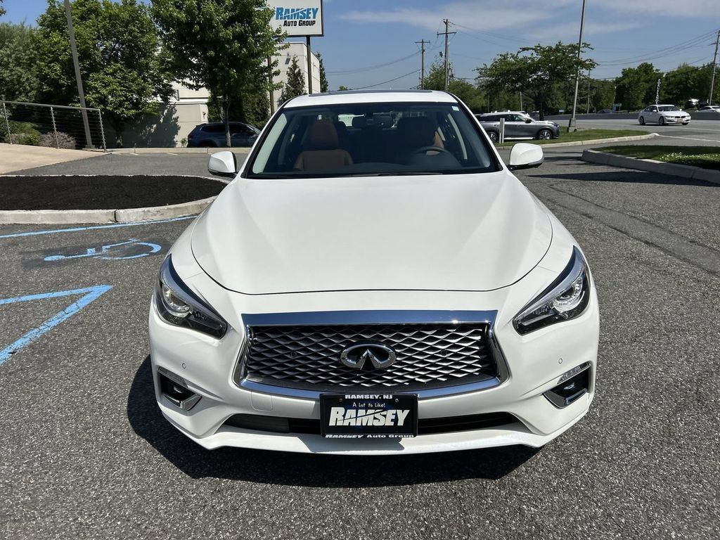 Certified 2023 INFINITI Q50 Luxe AWD/4WD image 3