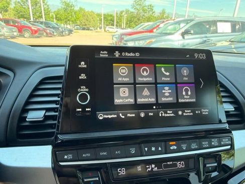 Used 2025 Honda Odyssey Touring image 13