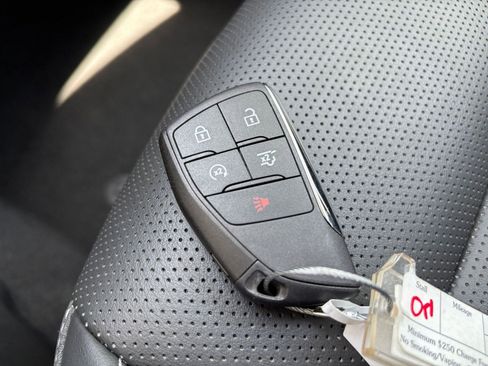 Used 2024 Buick Envision Preferred AWD/4WD image 22
